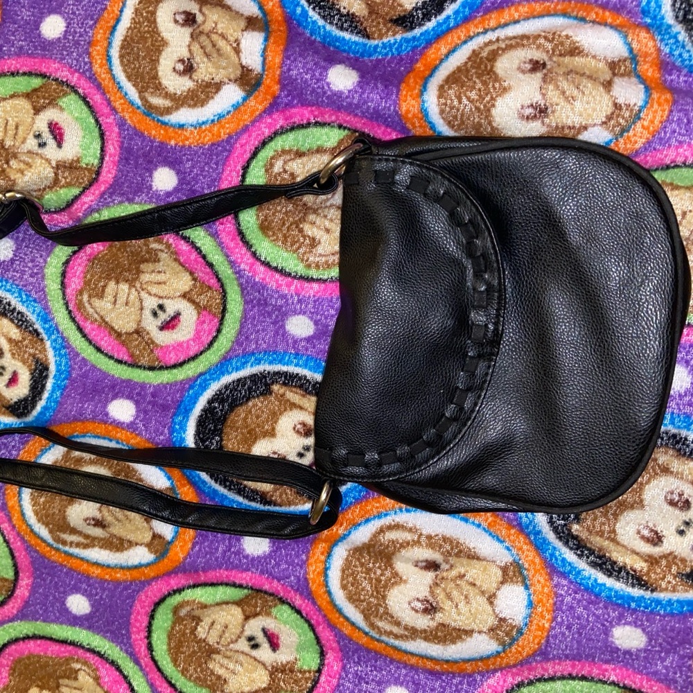 Black crossbody purse